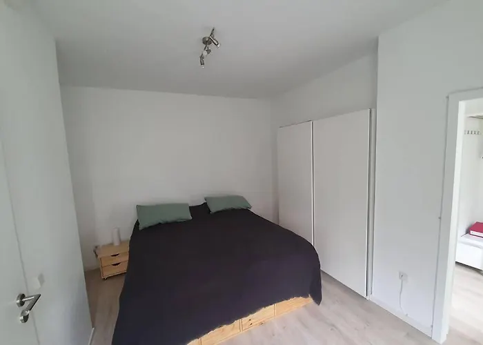 Ehem. Berg Apotheke 圣安德里斯伯格